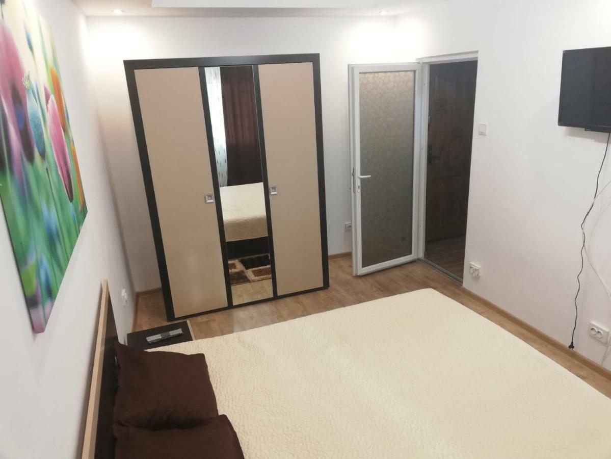 Adrya Apartman Orsova Kültér fotó