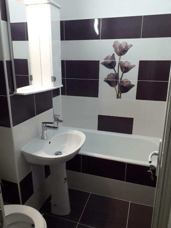 Adrya Apartman Orsova Kültér fotó